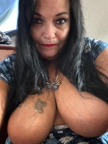 Heather, 42  female escort, Lawrence
